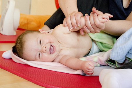 Babymassage in Leipzig bei der Habamme Sabine Habner