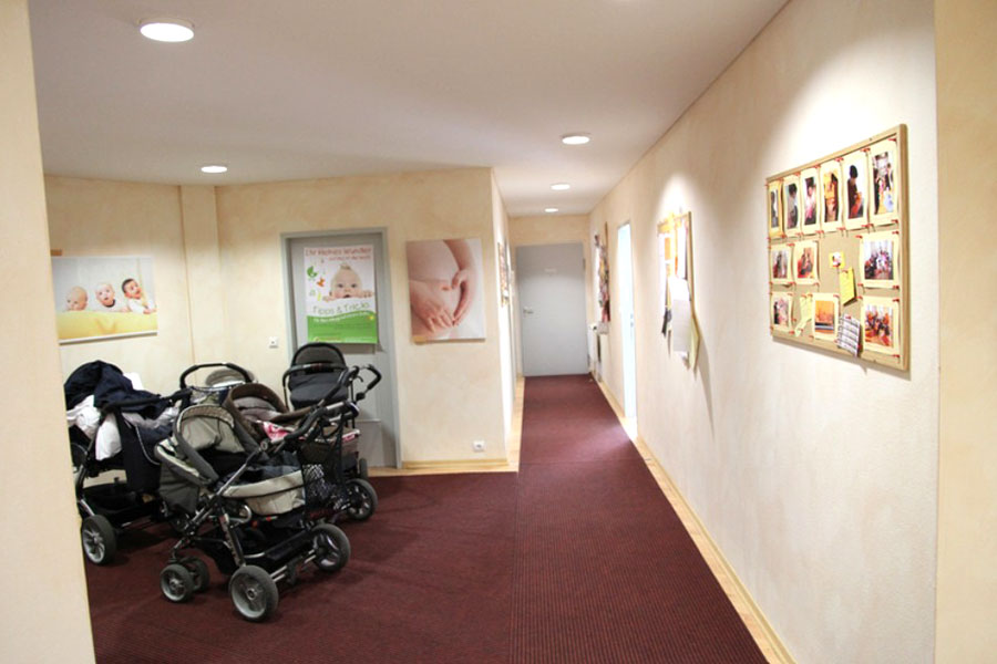 Hebammenpraxis Leipzig, Hebamme Leipzig, Gohlis, Leipzig Nord, Leipziger Norden, Gohlis und Umkreis, Hausbesuche Hebamme, Schwangerschaftsgymnastik, Aromatherapie, Homöopathie, alternative Medizin für Kleinkinder Babys, Geburtsvorbereitungskurs, Babymassage, Rückbildungsgymnastik, Fit mit Baby Leipzig, Erste Hilfe für Babys und Kleinkinder, Eutritzsch, Wiederitzsch, Möckern, Wahren, Schönwölkau, Krostitz,